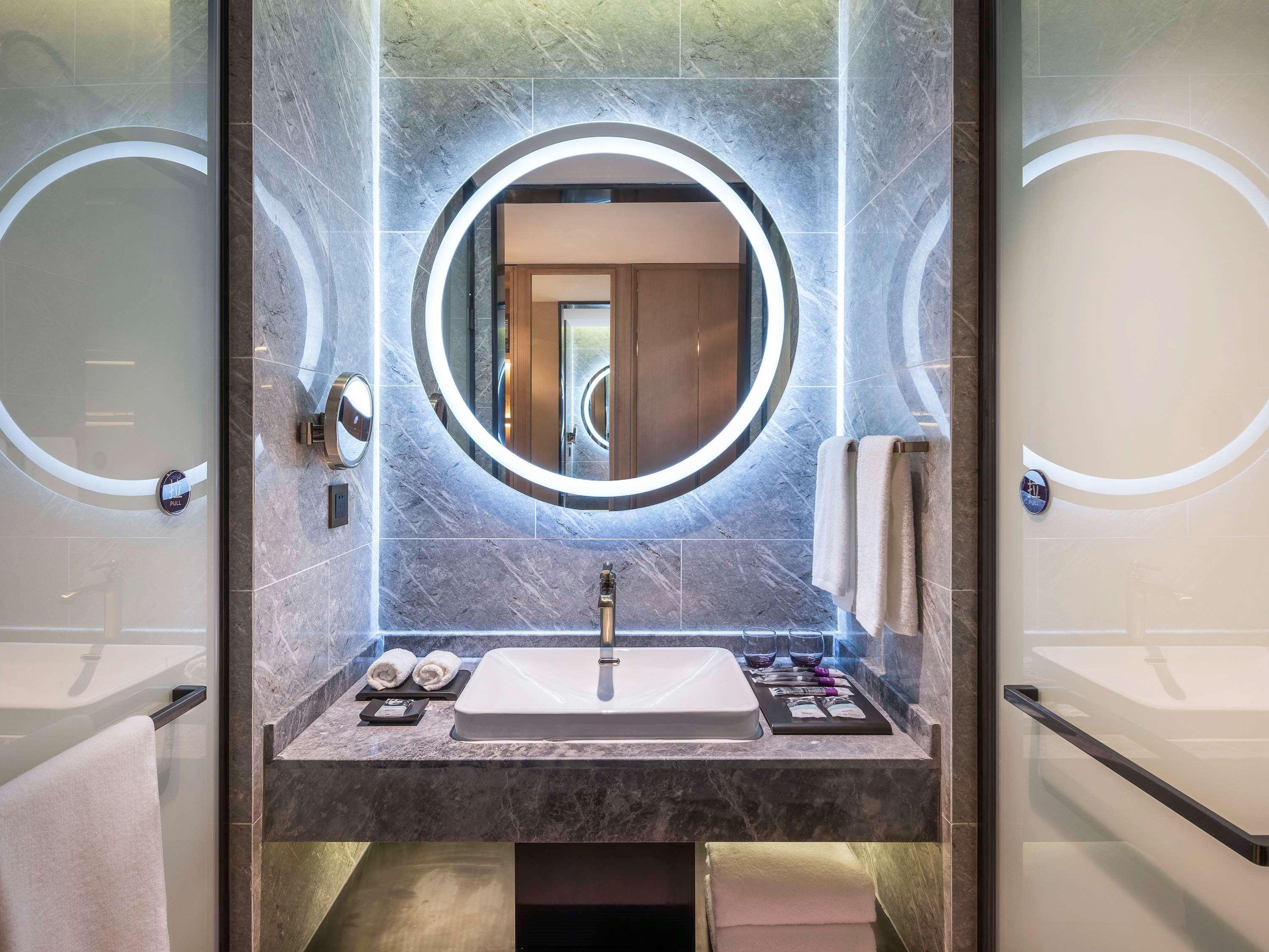 Mercure Shanghai Jiuting Екстериор снимка