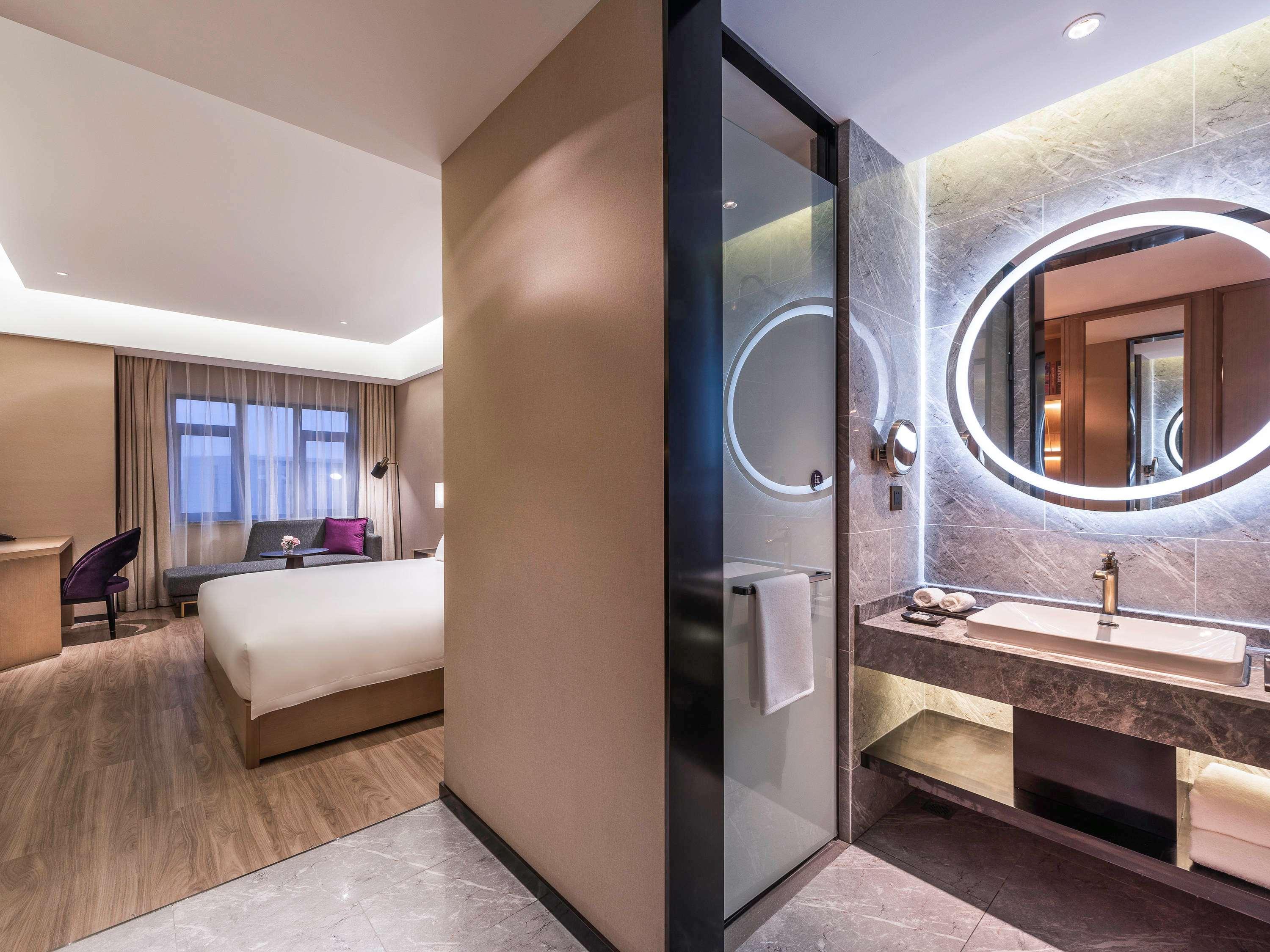 Mercure Shanghai Jiuting Екстериор снимка