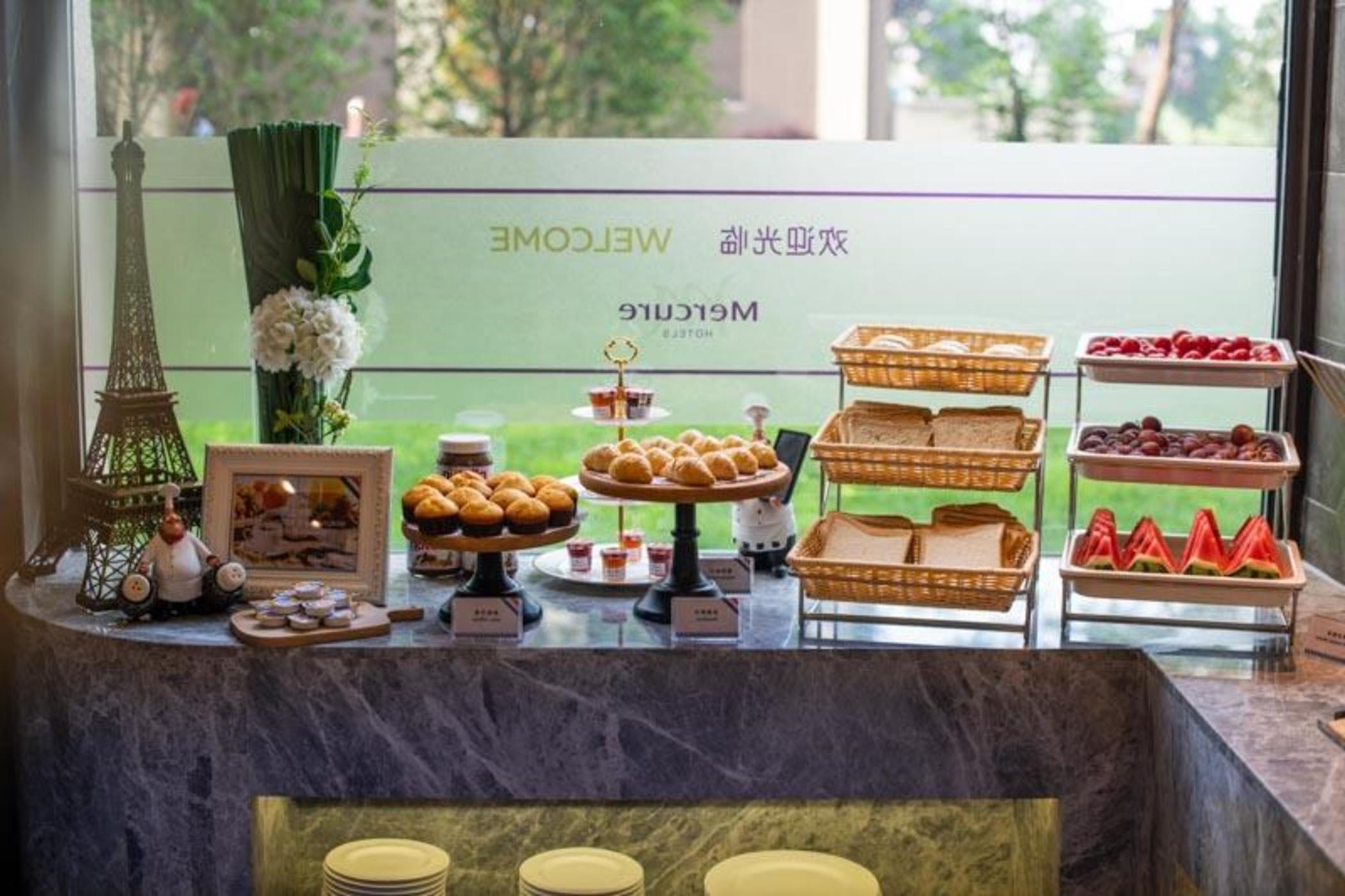 Mercure Shanghai Jiuting Екстериор снимка