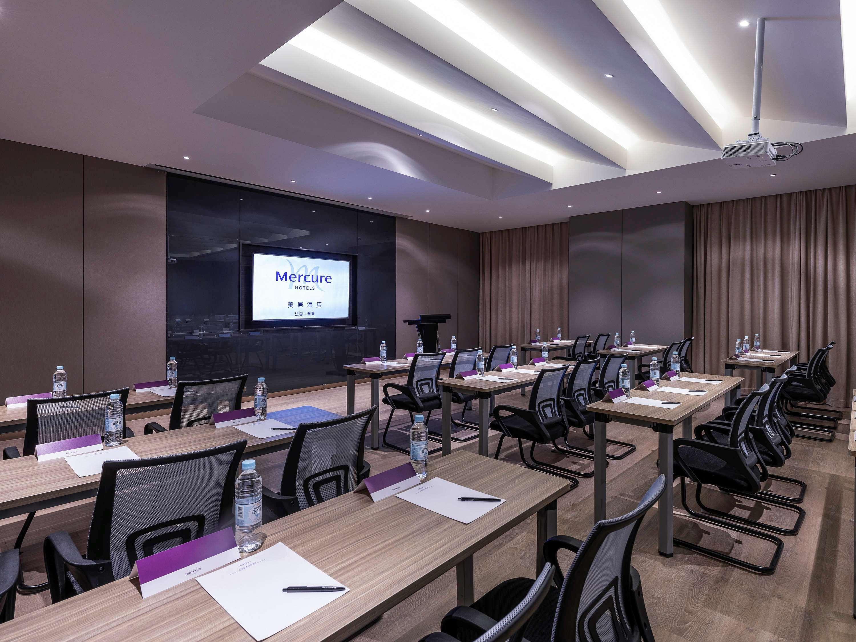 Mercure Shanghai Jiuting Екстериор снимка
